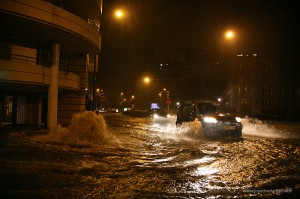 Clermont-Ferrand, Avenue de Bergougnan inondée